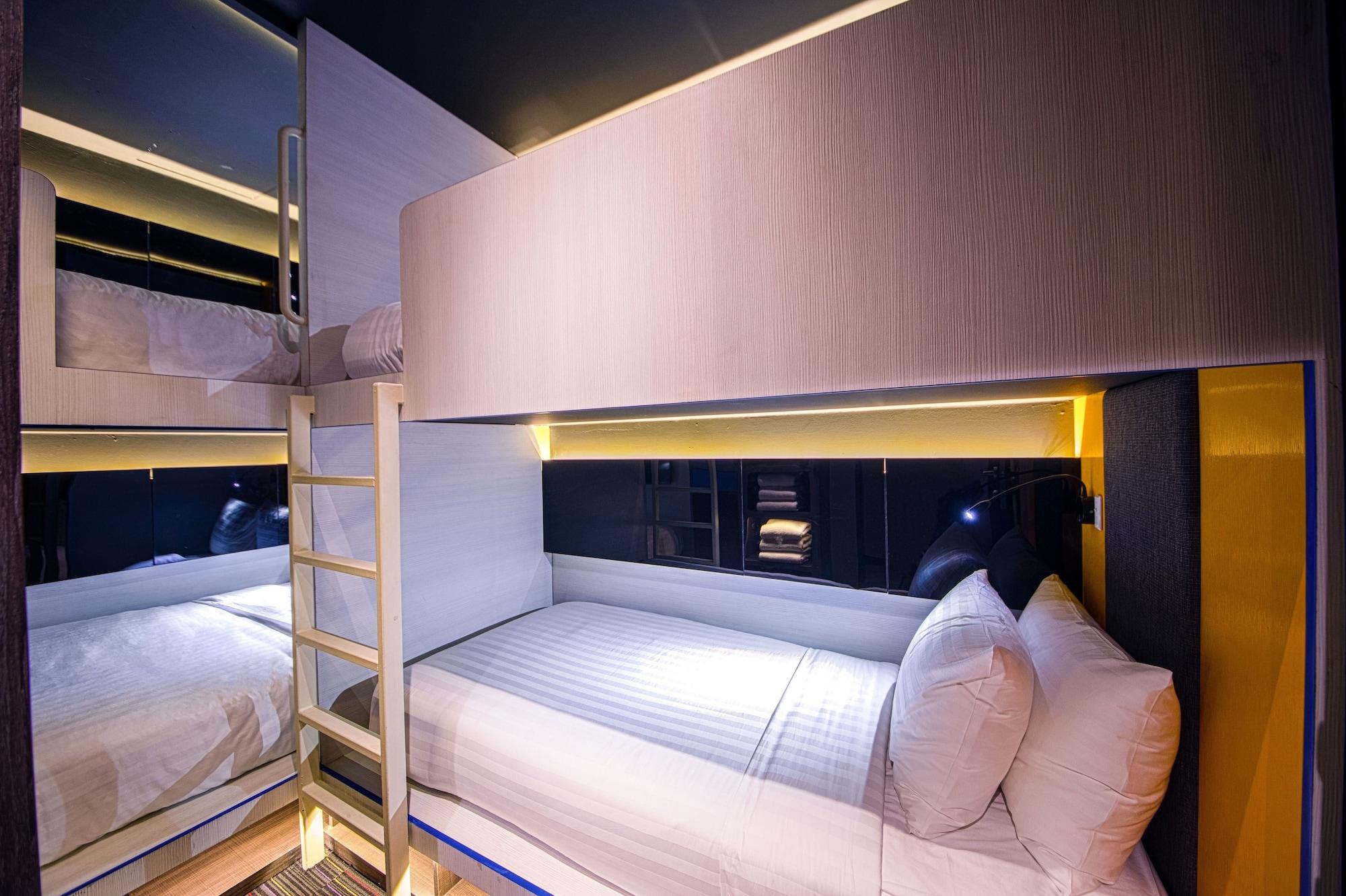 Cube Family Boutique Capsule Hotel At Chinatown Сінгапур Екстер'єр фото
