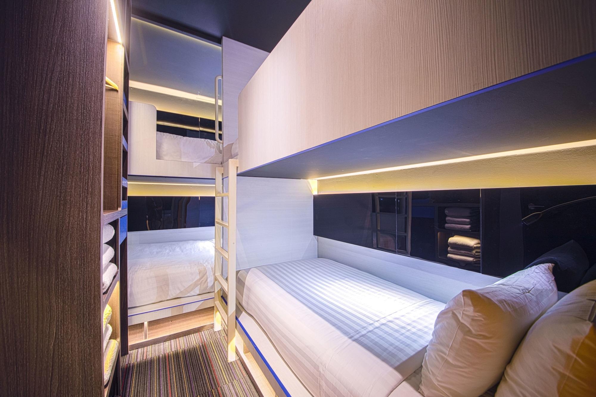 Cube Family Boutique Capsule Hotel At Chinatown Сінгапур Екстер'єр фото